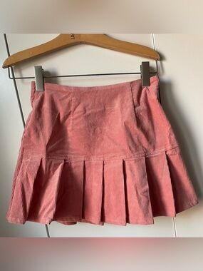 Forever 21 Pink Corduroy Pleated Mini Skirt